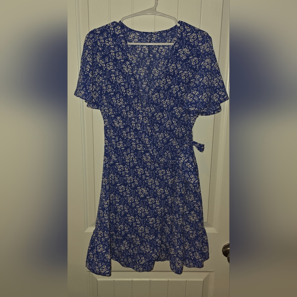 Bright Blue Floral Wrap Dress NWOT Medium